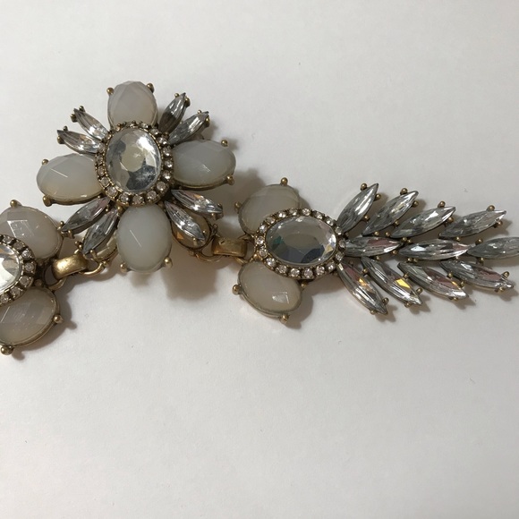 Matte Gold, Ivory Stone and Jeweled Neclace - Picture 9 of 9